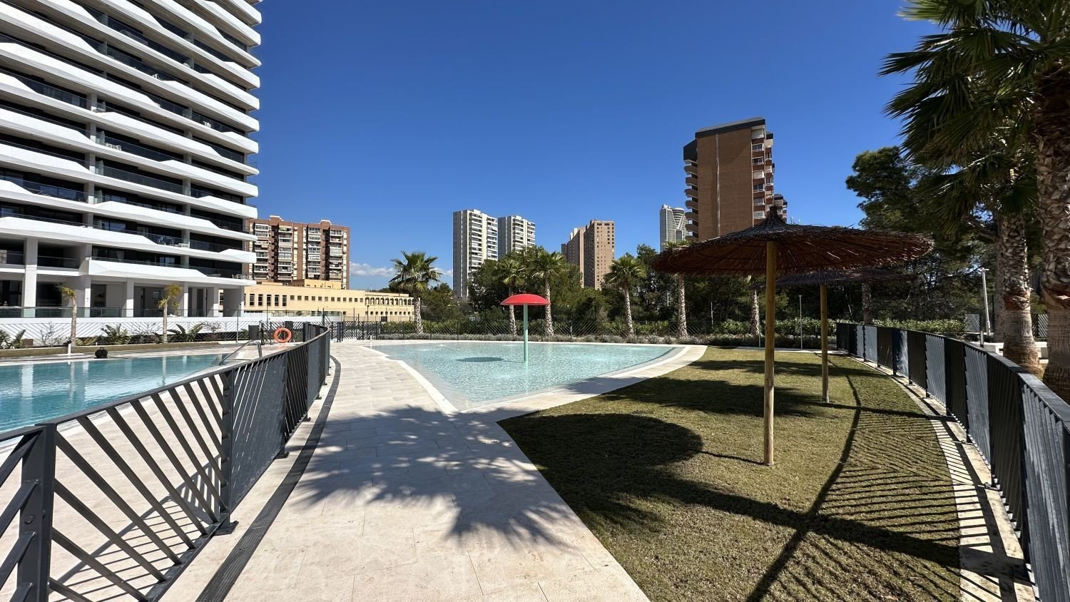 Wohnung in Benidorm, Alicante, Spanien 2 Schlafzimmer, 80 m2 Nr. 196104