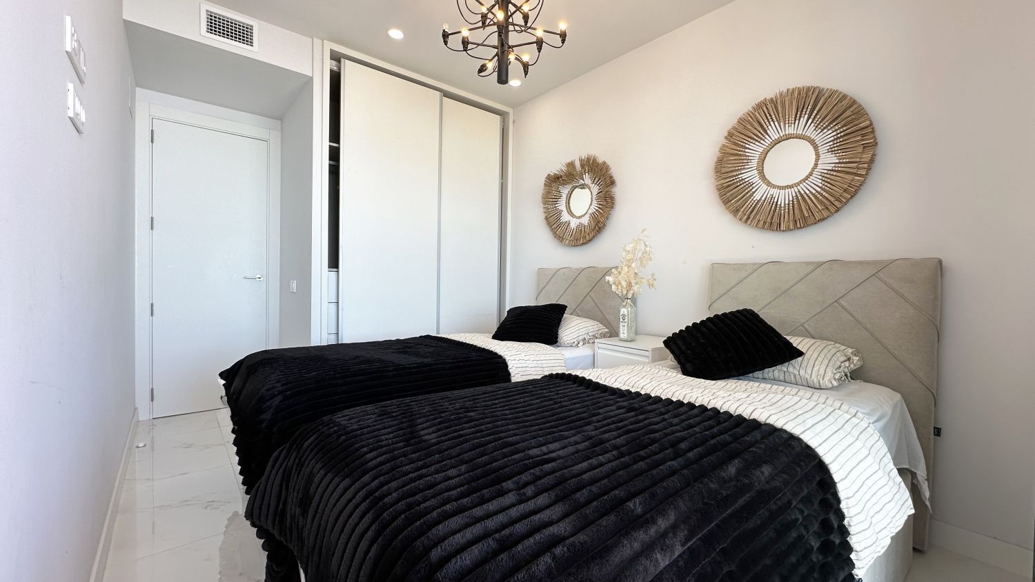Wohnung in Benidorm, Alicante, Spanien 2 Schlafzimmer, 80 m2 Nr. 196104
