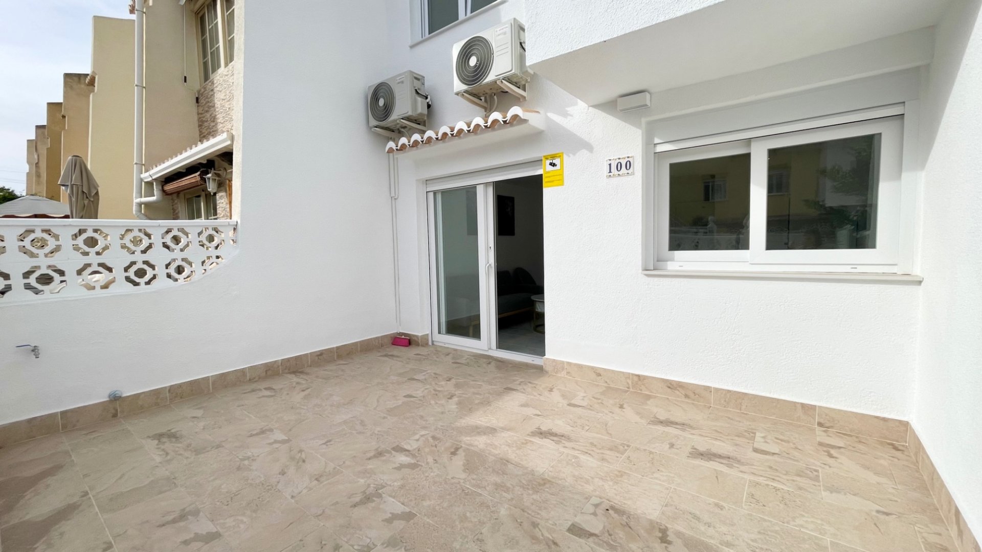 Kaupunkipientalo Los Balcones, Alicante, Espanja 3 makuuhuonetta, 78 m2 No. 143659