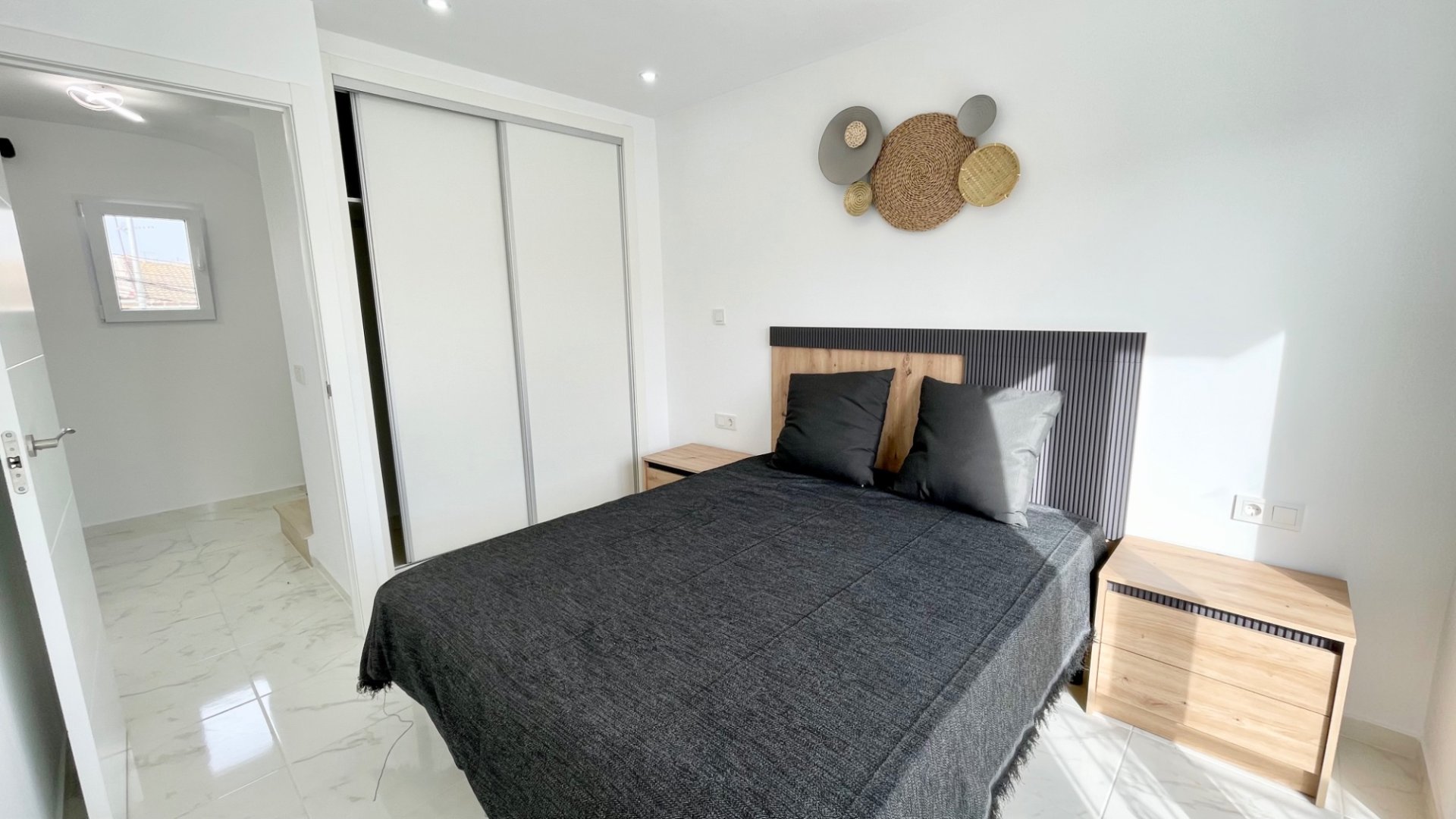 Kaupunkipientalo Los Balcones, Alicante, Espanja 3 makuuhuonetta, 78 m2 No. 143659