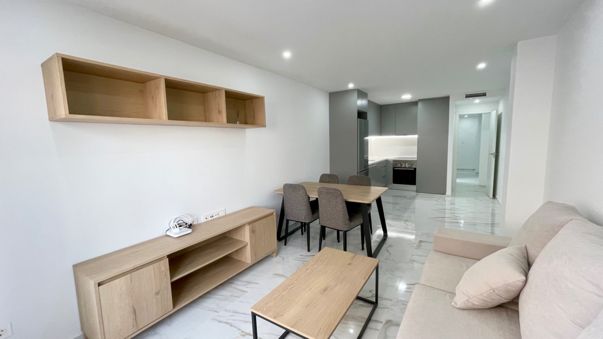Dzīvoklis Torrevieja, Alicante, Spānijā 2 istabas, 75 m2 Nr. 143660
