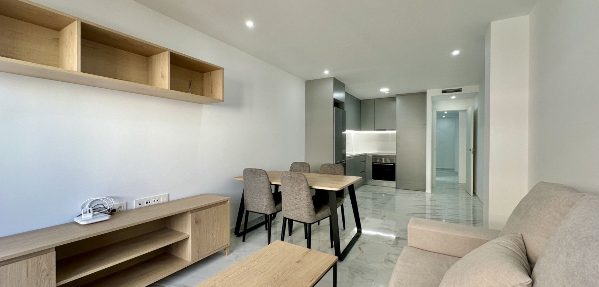 Dzīvoklis Torrevieja, Alicante, Spānijā 2 istabas, 75 m2 Nr. 143661