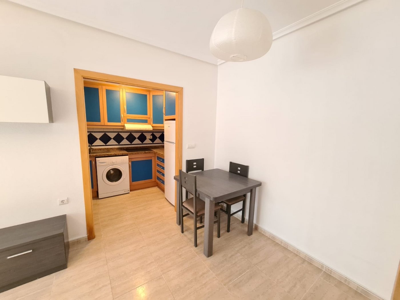 Apartment à Guardamar del Segura, Alicante, Espagne 2 chambres, 70 m2 No. 183604