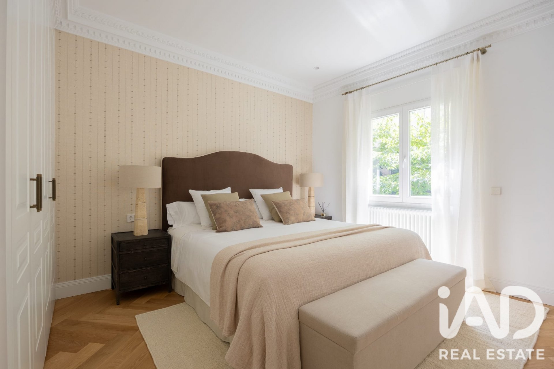 Apartamento en Madrid, España 3 dormitorios, 161 m2 No. 196552