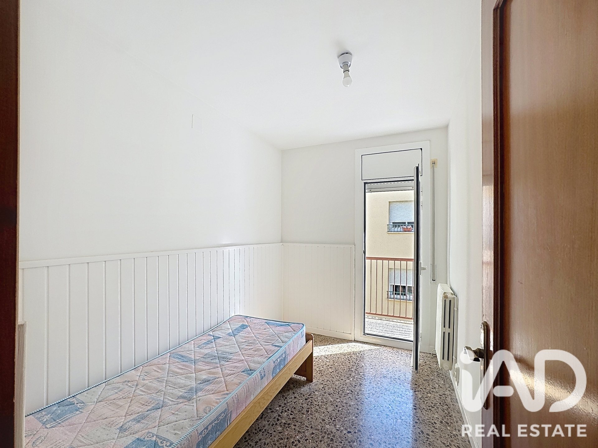 Ático en Vilanova i la Geltrú, Barcelona, España 4 dormitorios, 99 m2 No. 196547