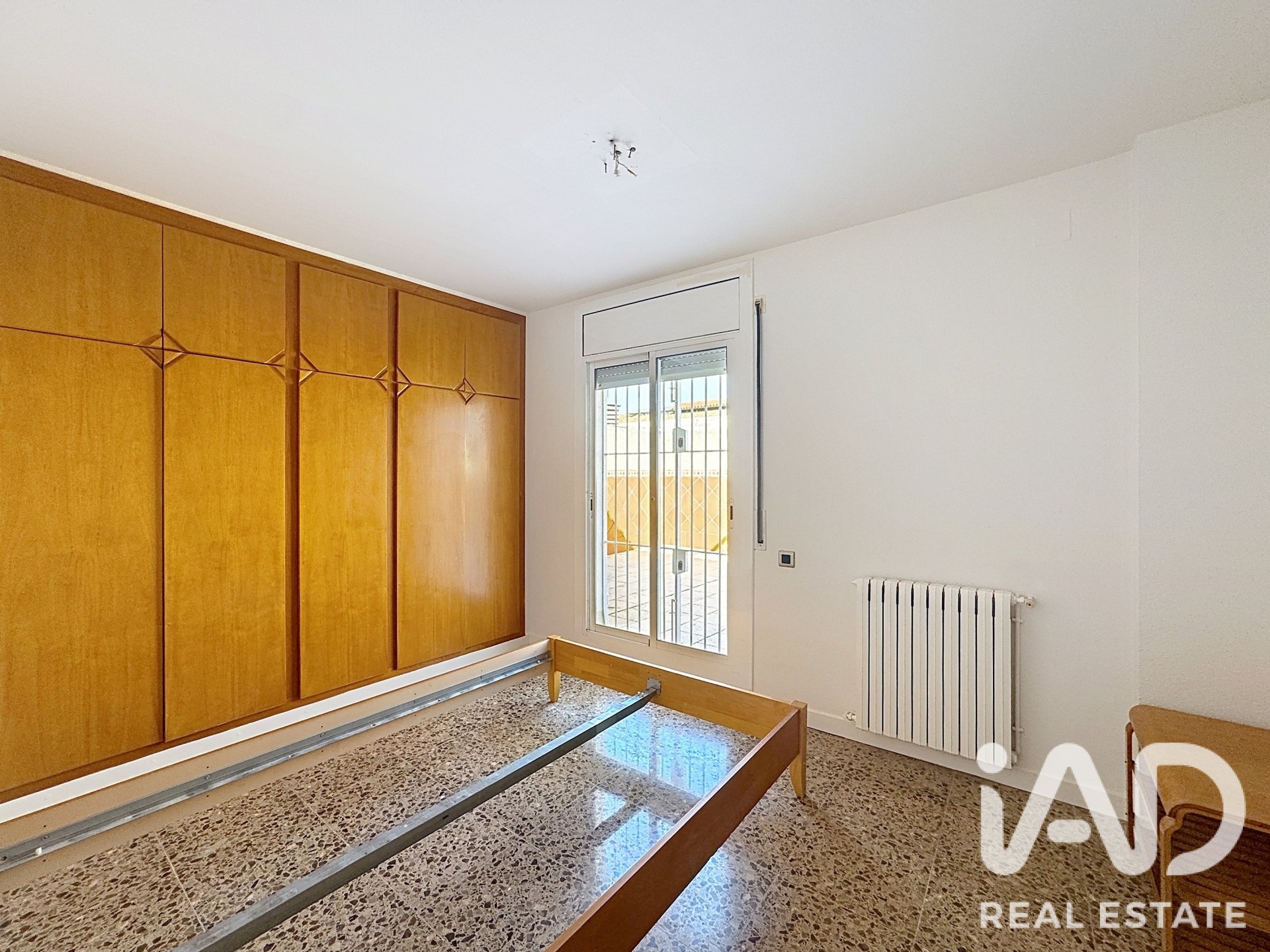 Ático en Vilanova i la Geltrú, Barcelona, España 4 dormitorios, 99 m2 No. 196547