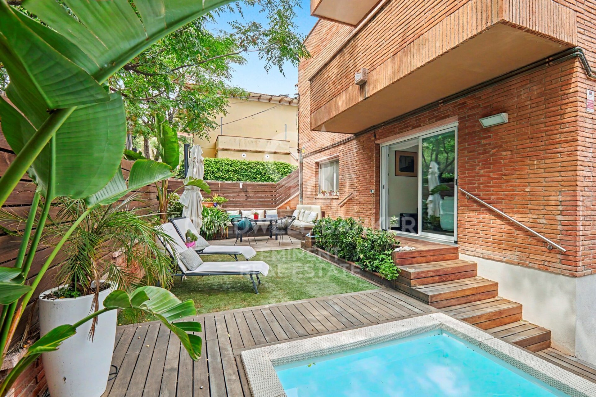 Apartment à Esplugues de Llobregat, Barcelona, Espagne No. 178501