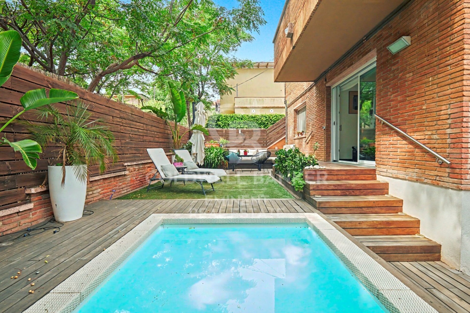 Apartment à Esplugues de Llobregat, Barcelona, Espagne No. 178501