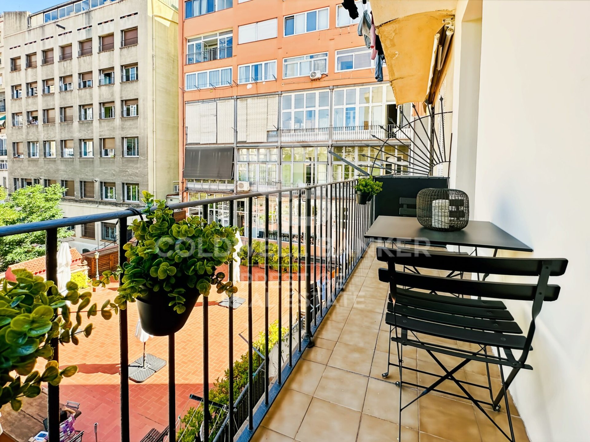 Wohnung in Barcelona, Spanien 2 Schlafzimmer, 109 m2 Nr. 178496