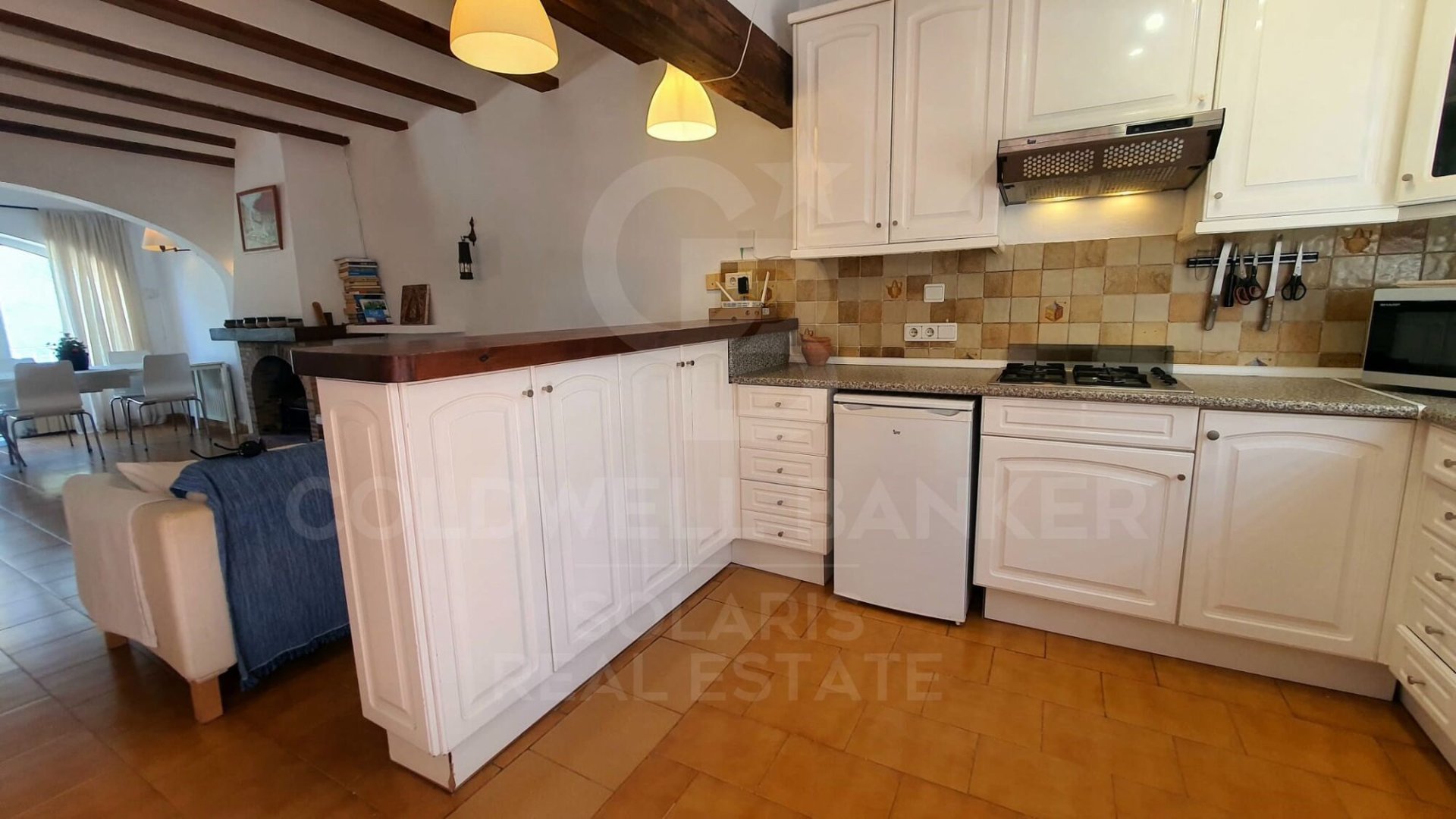 Kaupunkipientalo Moraira, Alicante, Espanja 2 makuuhuonetta, 86 m2 No. 178495