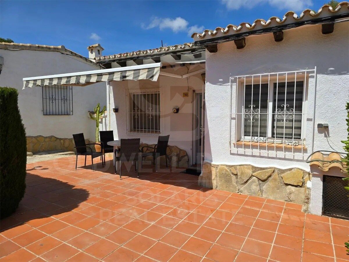 Kaupunkipientalo Moraira, Alicante, Espanja 2 makuuhuonetta, 86 m2 No. 178495