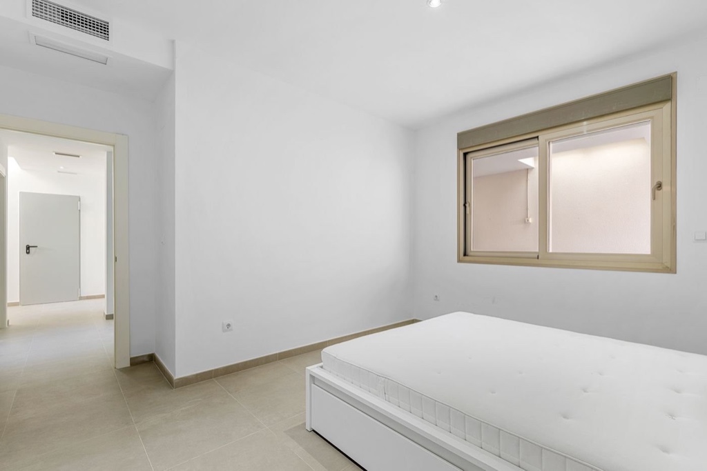 Villa in Alicante, Spain 6 bedrooms, 197 sq.m. No. 145300