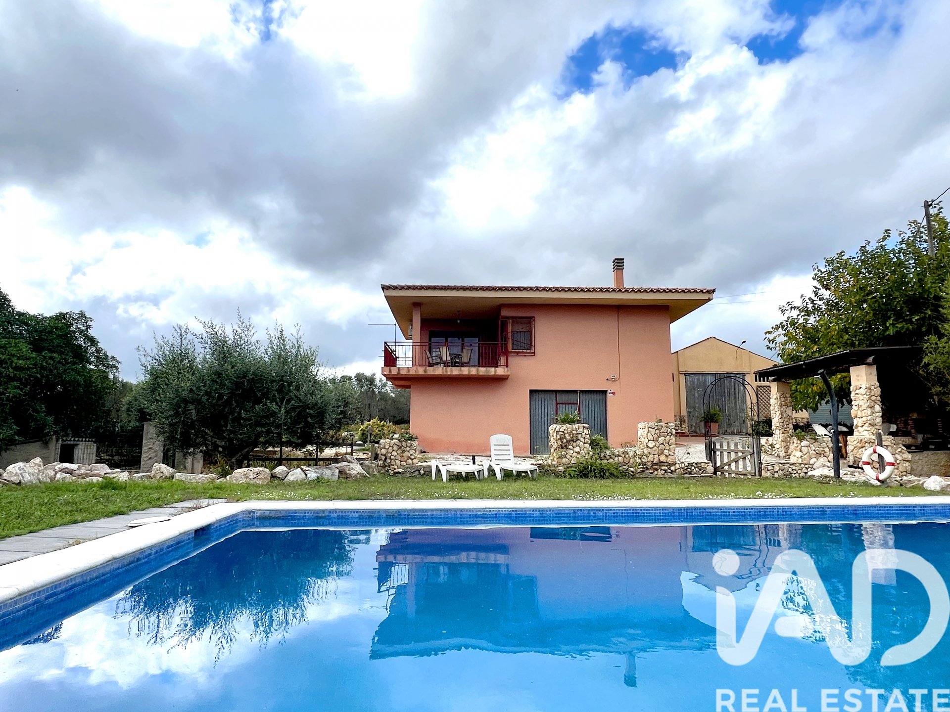 Māja Valls, Tarragona, Spānijā 3 istabas, 437 m2 Nr. 152766