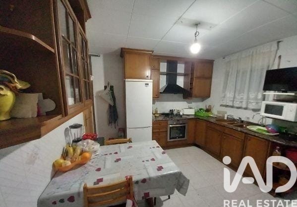 Dom w Terrassa, Barcelona, Hiszpania 8 sypialni, 512 mkw. nr 152770