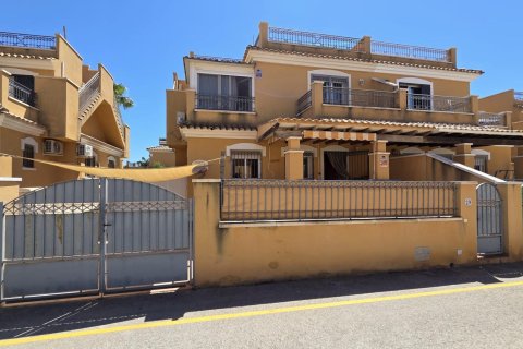 Talo Torrevieja, Alicante, Espanja 3 makuuhuonetta, 120 m2 No. 194945