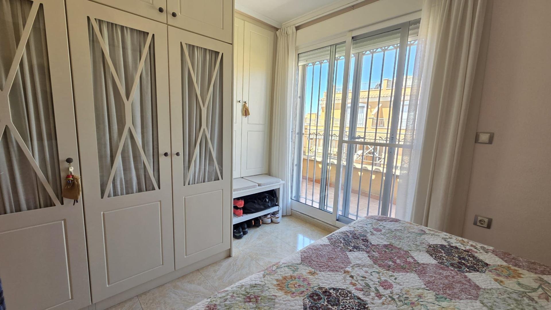 House in Torrevieja, Alicante, Spain 3 bedrooms, 120 sq.m. No. 194945