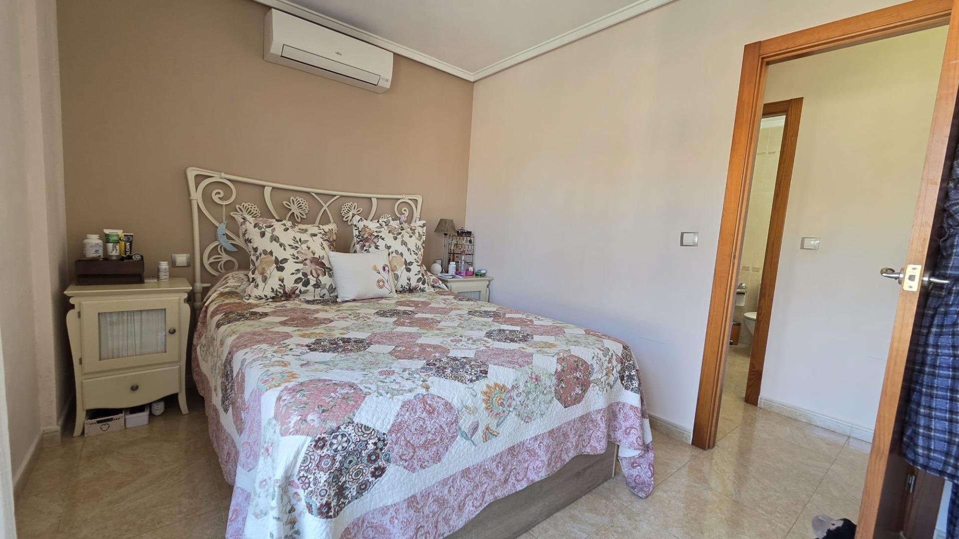 House in Torrevieja, Alicante, Spain 3 bedrooms, 120 sq.m. No. 194945