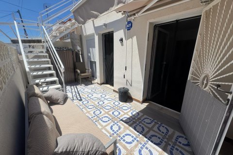 House in Torrevieja, Alicante, Spain 1 bedroom, 60 sq.m. No. 194946