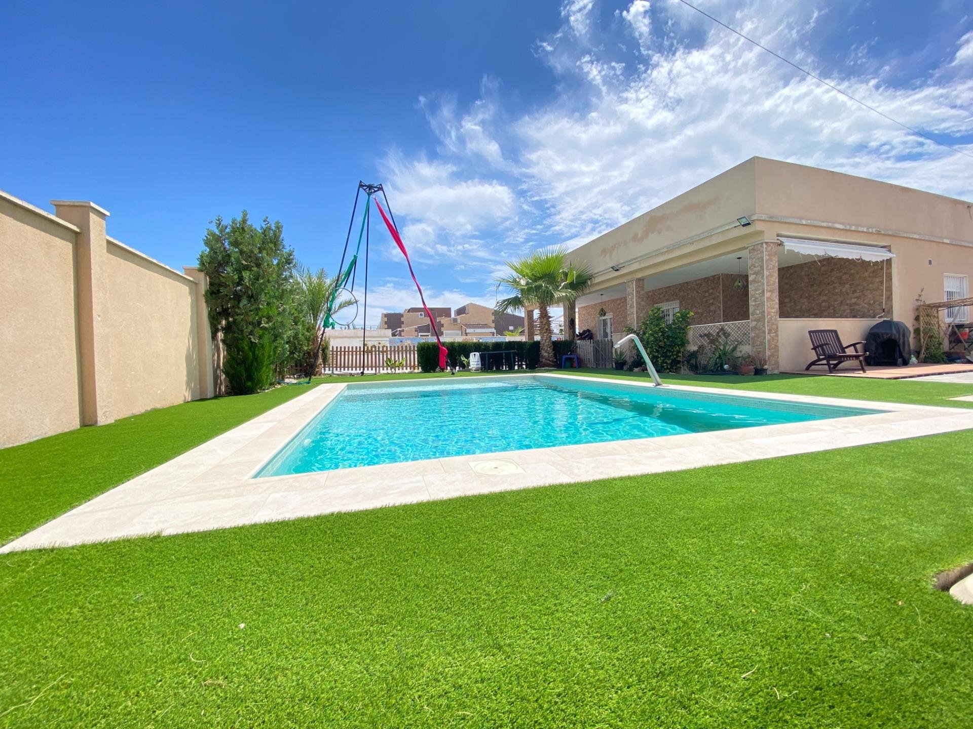 Wohnung in Torrevieja, Alicante, Spanien 3 Schlafzimmer, 140 m2 Nr. 194948