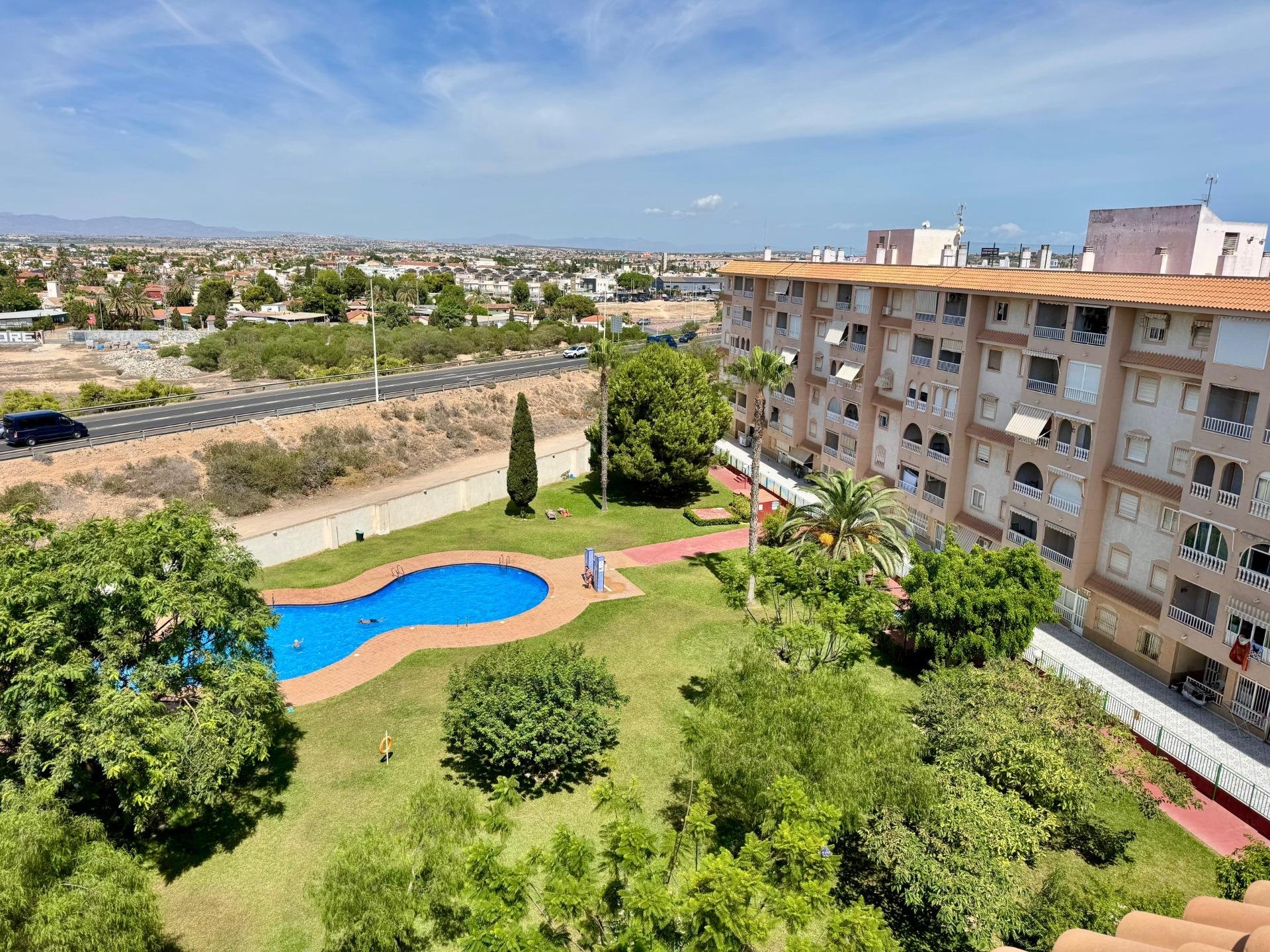 Penthouse à Torrevieja, Alicante, Espagne 2 chambres, 60 m2 No. 182863