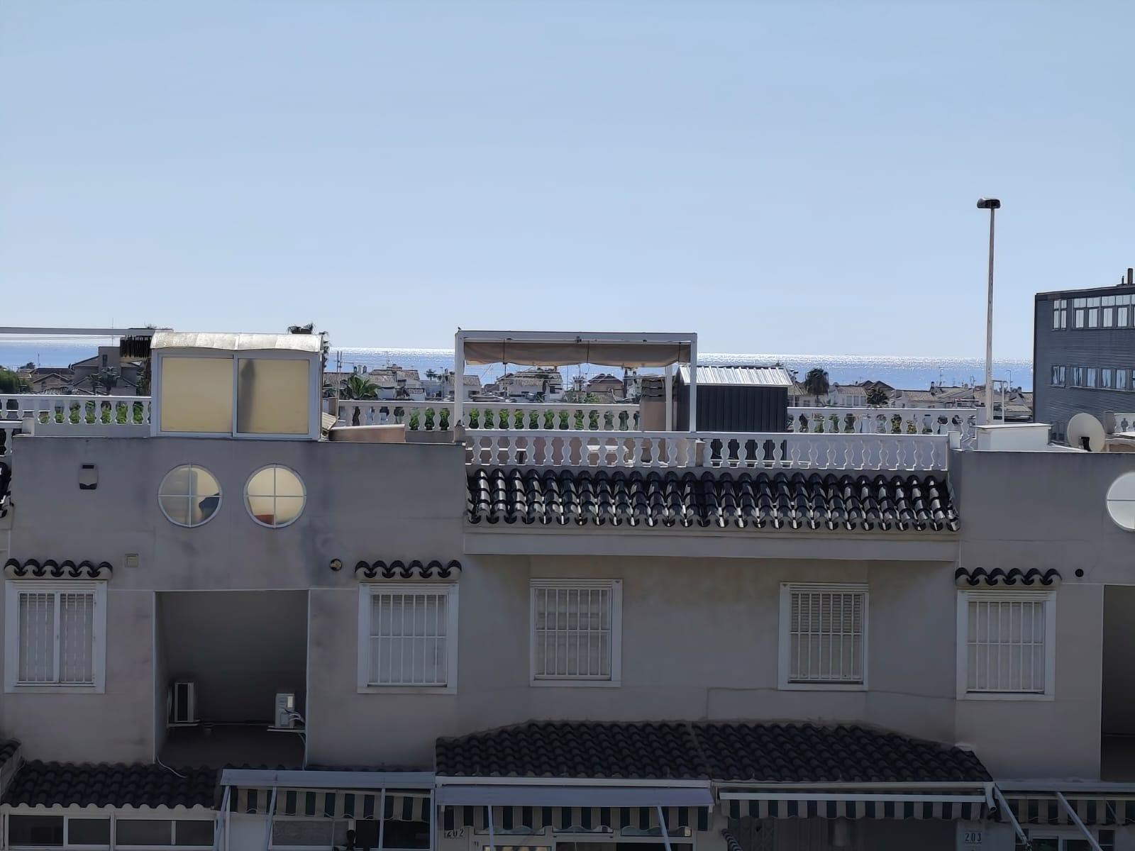 Bungalow à Torrevieja, Alicante, Espagne 2 chambres,  No. 182865