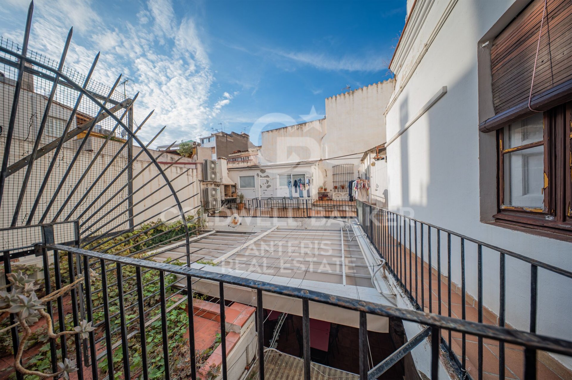 House à Mataro, Barcelona, Espagne 7 chambres, 368 m2 No. 157620