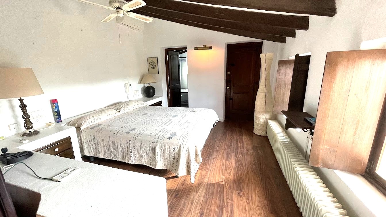 Villa i Albir, Alicante, Spanien 5 sovrum, 377 kvm. Nr. 135615