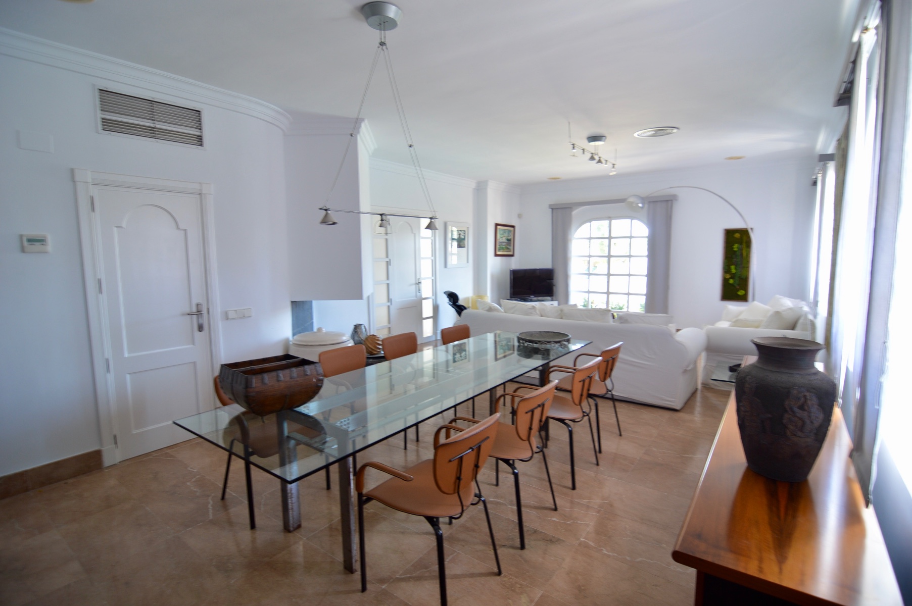 Villa in Torrevieja, Alicante, Spanien 4 Schlafzimmer, 520 m2 Nr. 135617