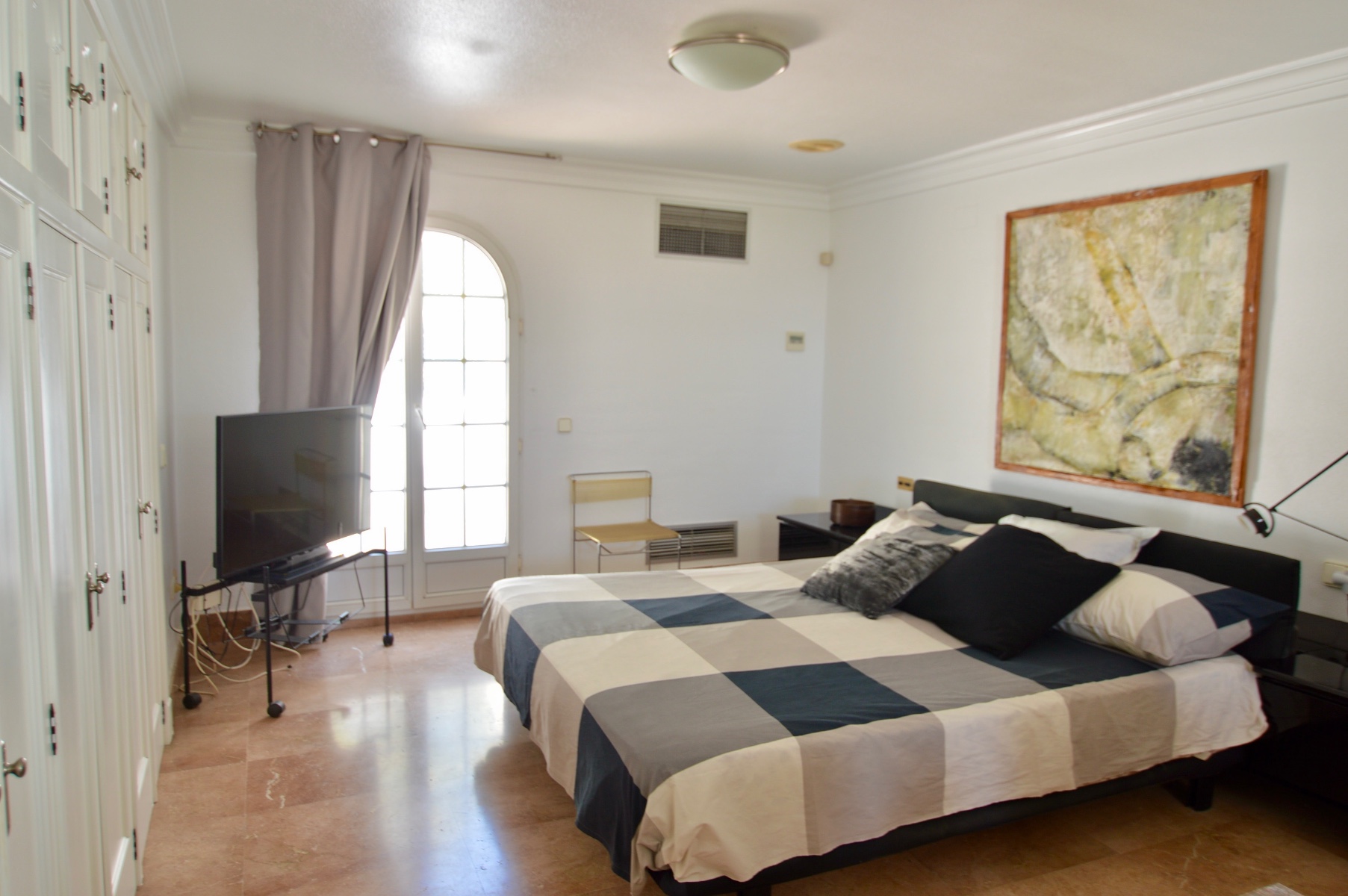 Villa in Torrevieja, Alicante, Spanien 4 Schlafzimmer, 520 m2 Nr. 135617