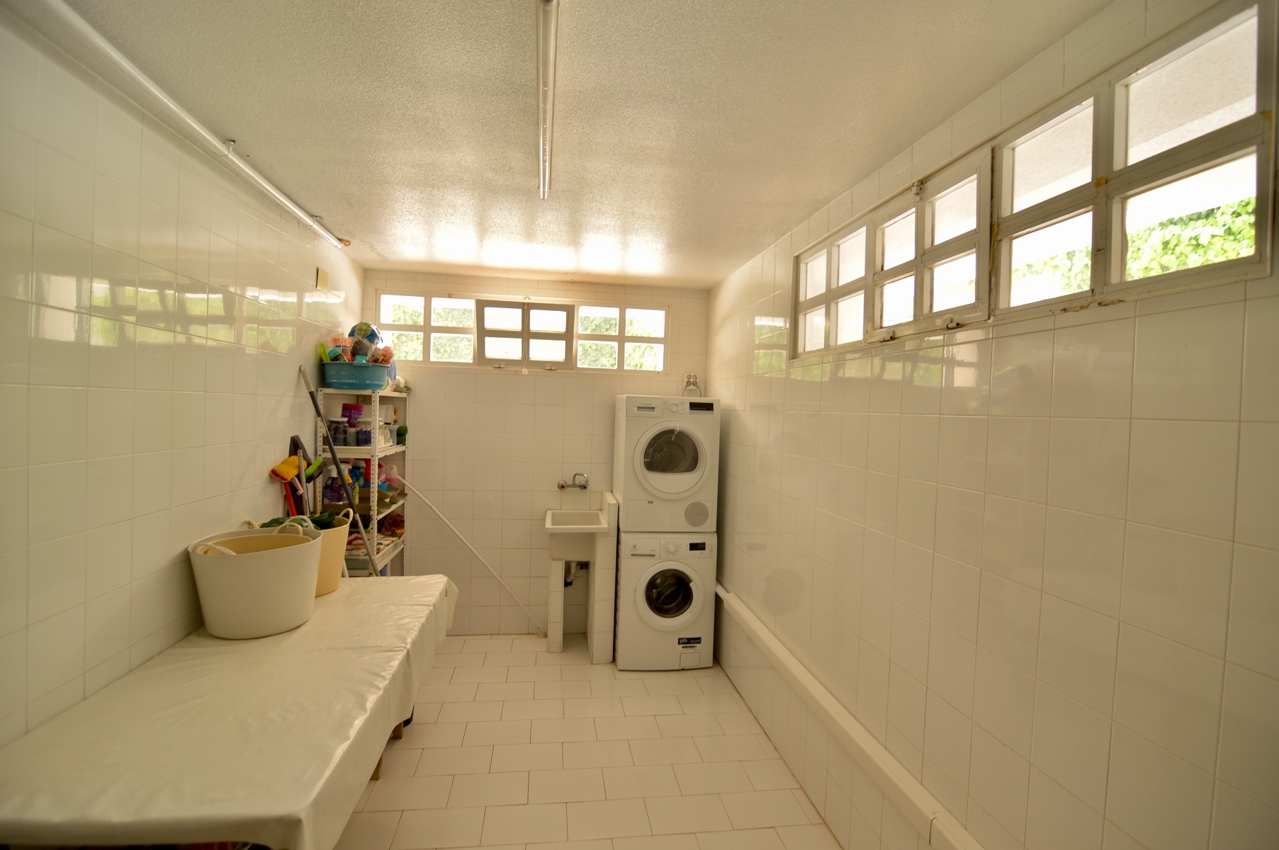 Villa in Torrevieja, Alicante, Spanien 4 Schlafzimmer, 520 m2 Nr. 135617
