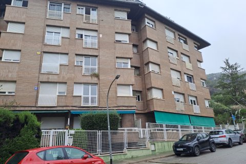 Apartment in Vallirana, Barcelona, Spain 3 bedrooms, 74 sq.m. No. 191283