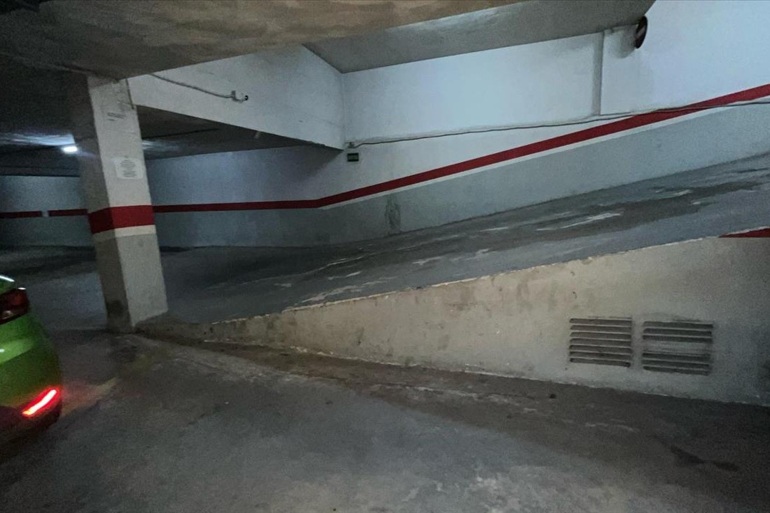 Garaje en Manresa, Barcelona, España 21 m2 No. 191285
