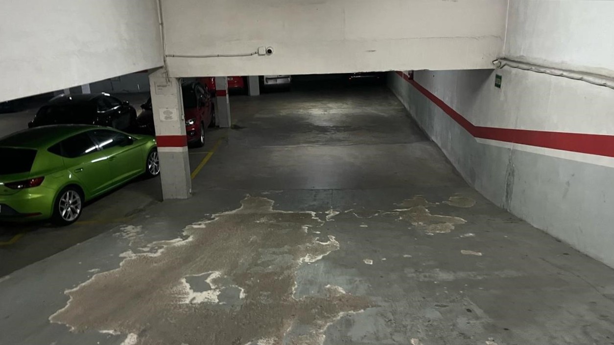 Garaje en Manresa, Barcelona, España 21 m2 No. 191285