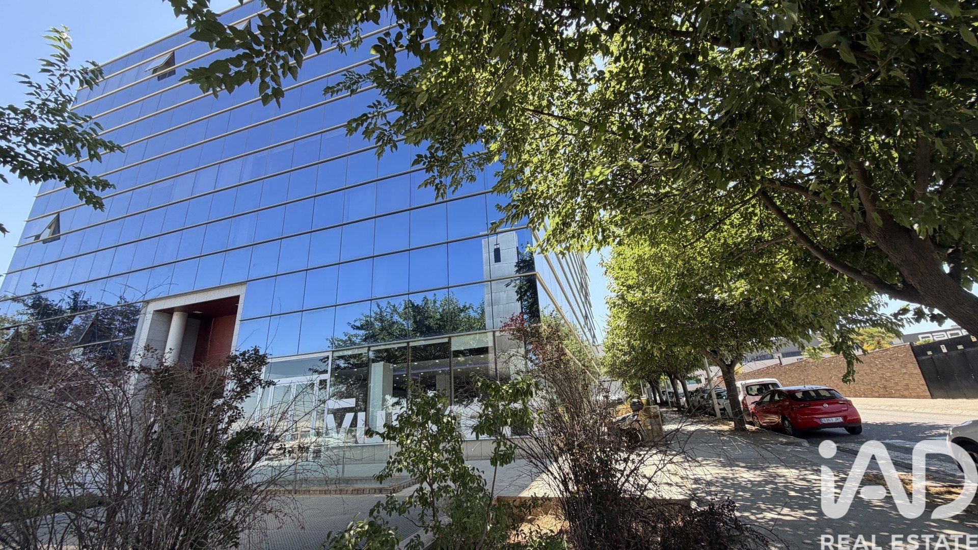 Office à Lleida, Espagne 121 m2 No. 187576
