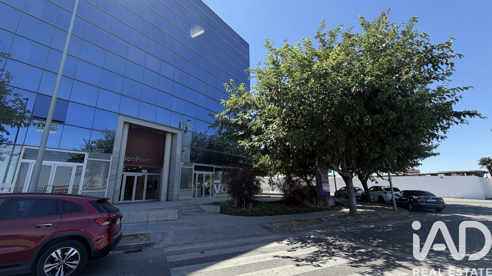 Office à Lleida, Espagne 121 m2 No. 187576