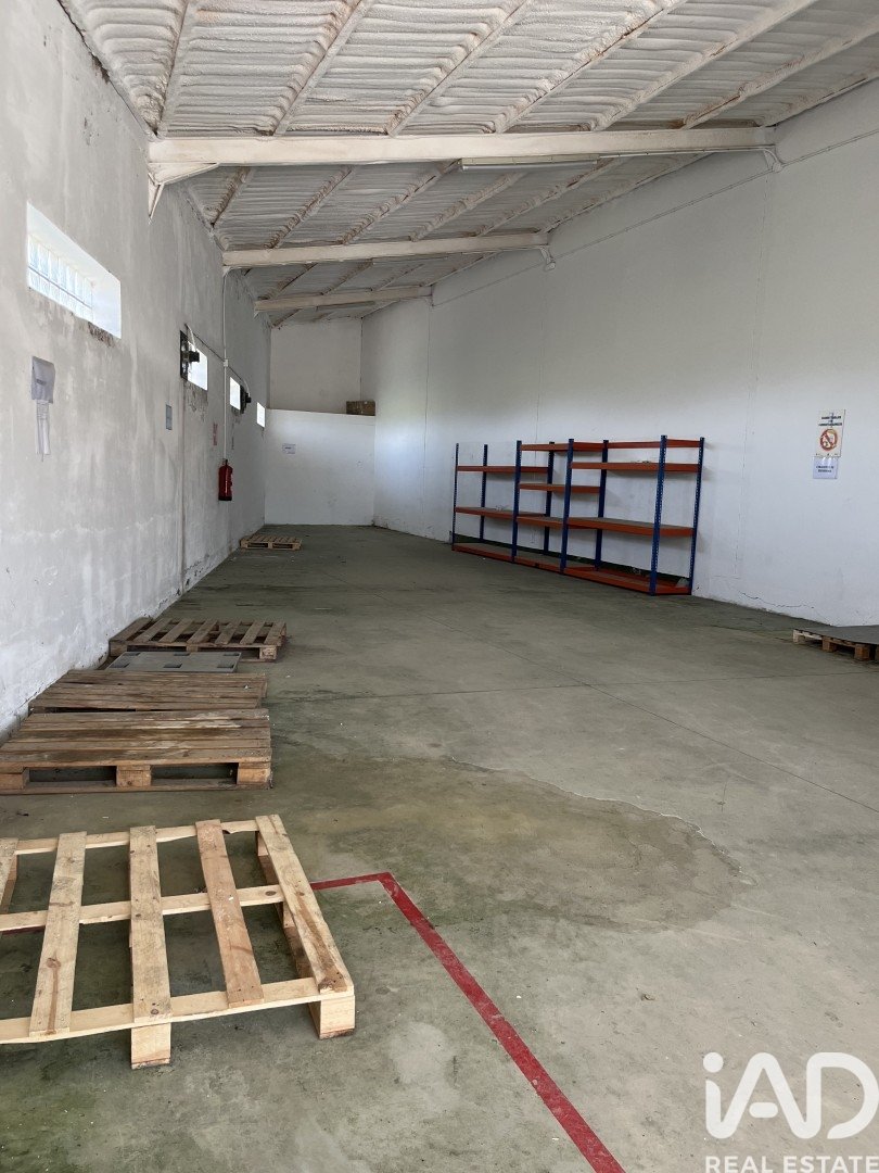 Propiedad comercial en Pobladura De Pelayo Garcia, León, España 200 m2 No. 187579