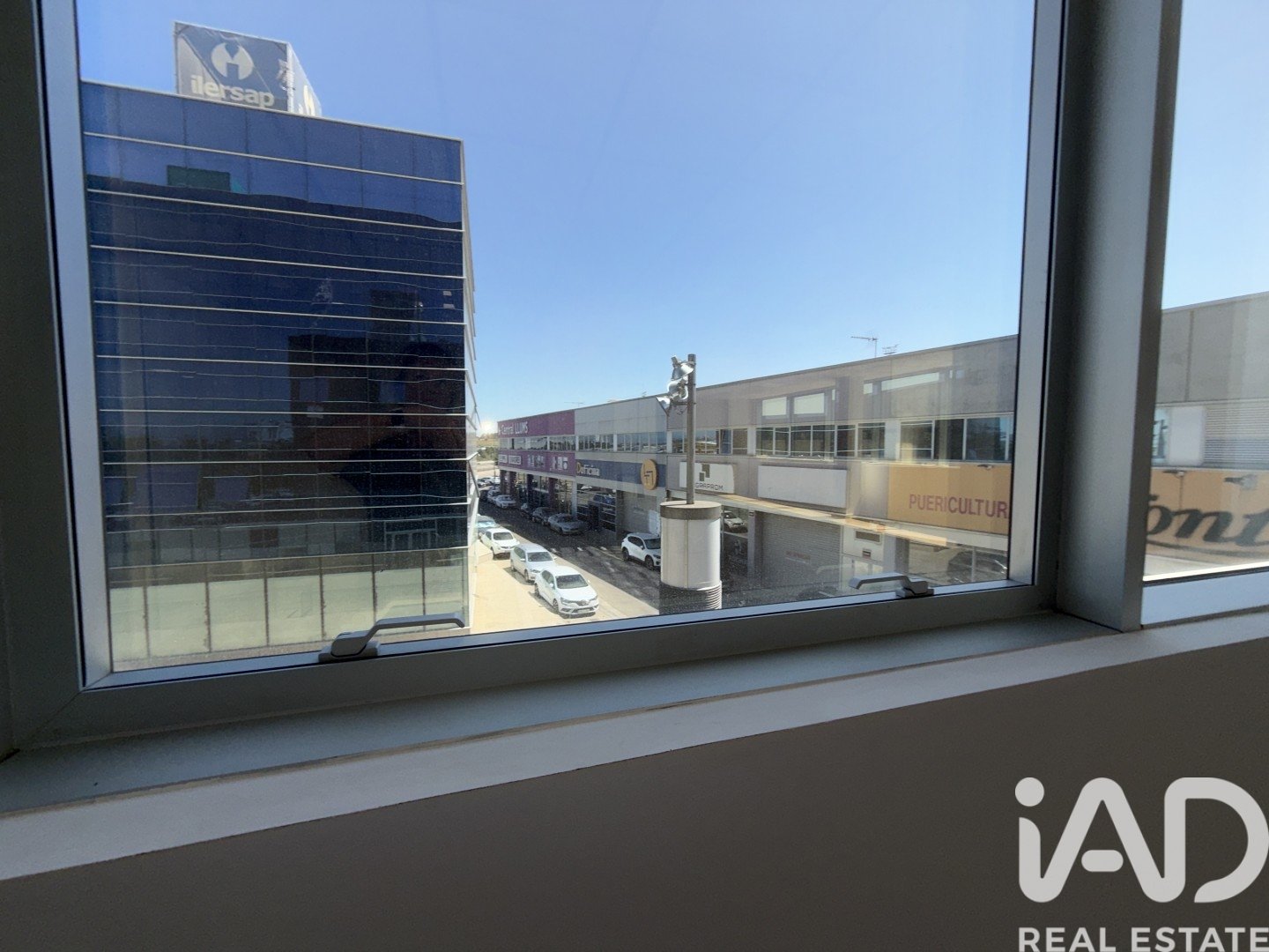 Office à Lleida, Espagne 118 m2 No. 187577