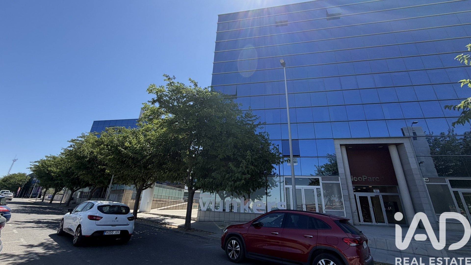 Office à Lleida, Espagne 118 m2 No. 187577