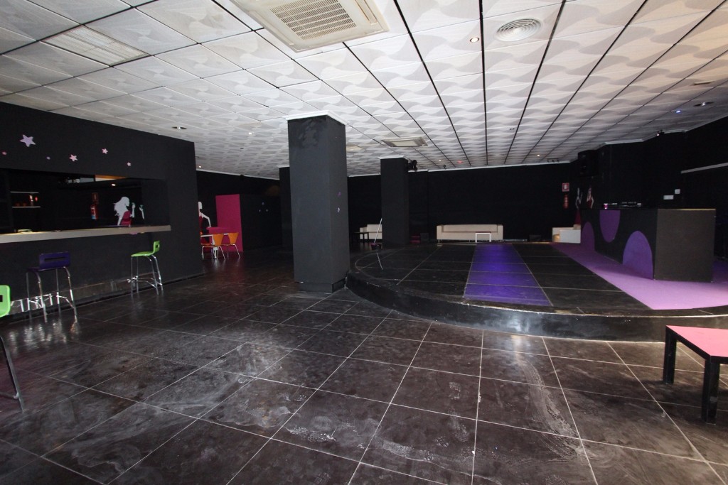 Commercial property in Guardamar del Segura, Alicante, Spain 314 sq.m. No. 80230