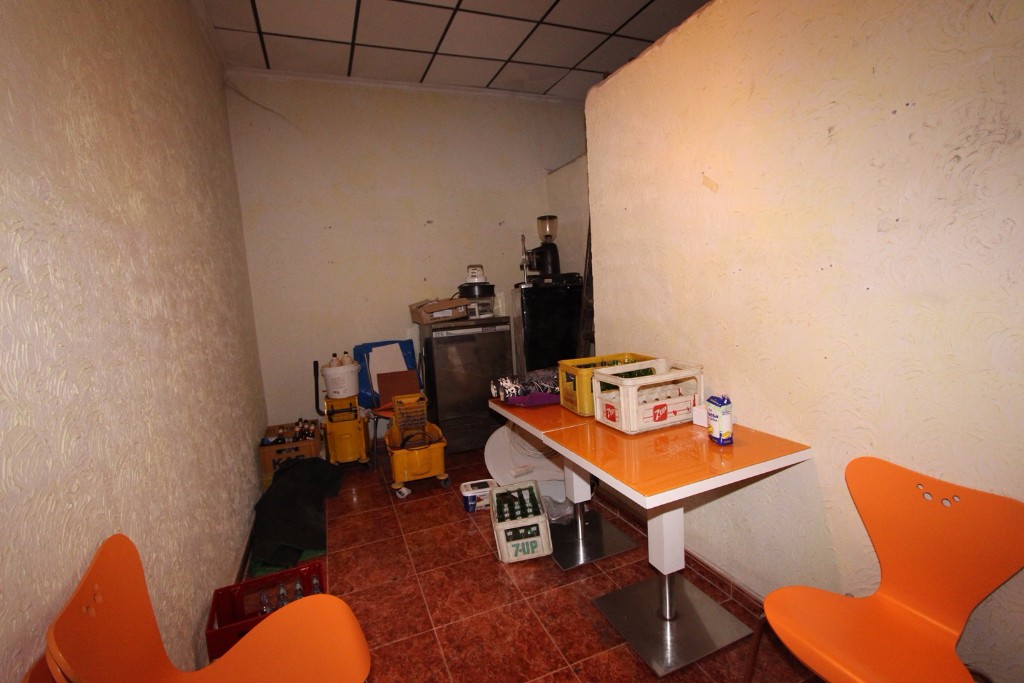 Commercial property in Guardamar del Segura, Alicante, Spain 314 sq.m. No. 80230