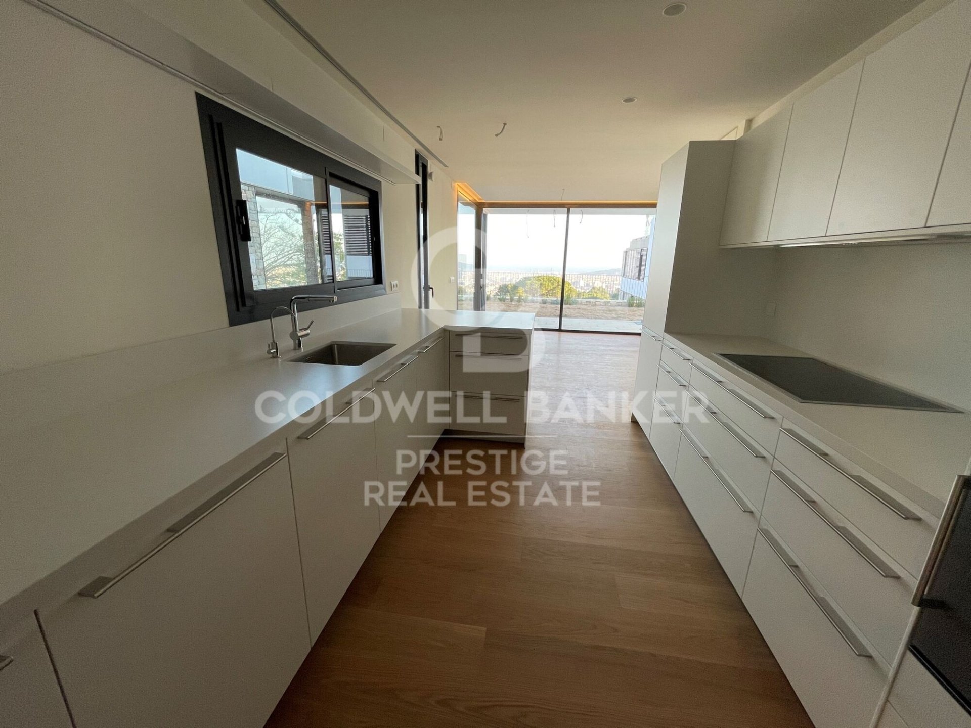 Talo Barcelona, Espanja 5 makuuhuonetta, 545 m2 No. 160533