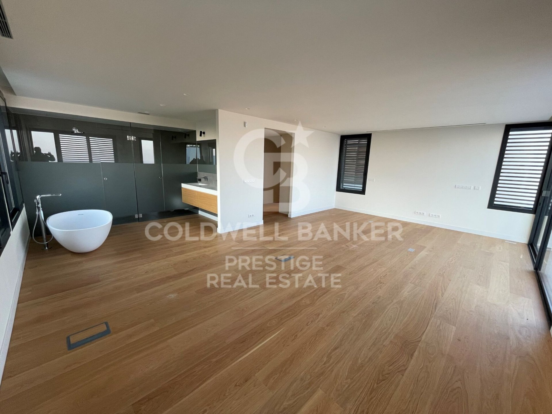 Talo Barcelona, Espanja 5 makuuhuonetta, 545 m2 No. 160533