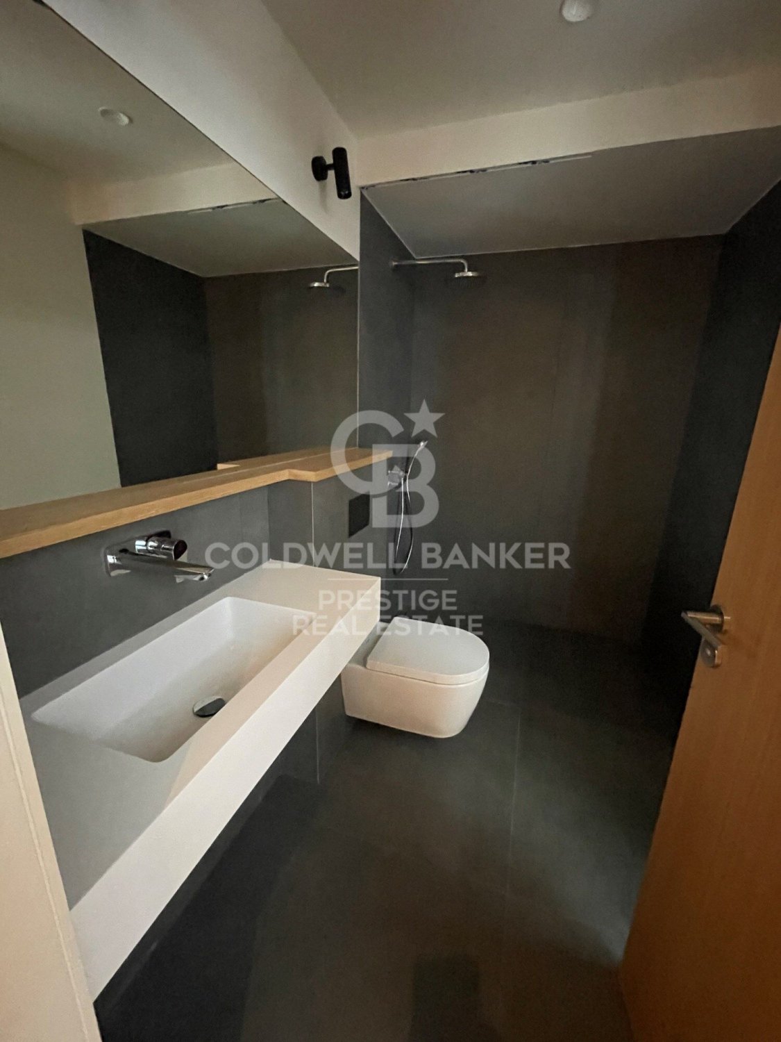 Talo Barcelona, Espanja 5 makuuhuonetta, 545 m2 No. 160533