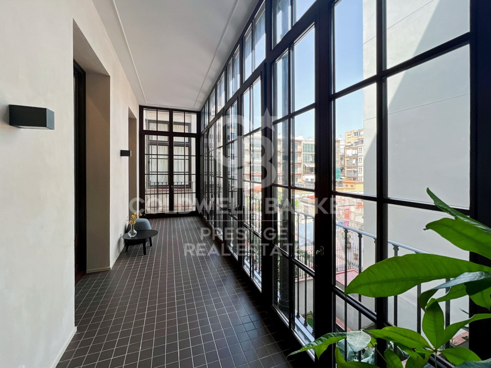 Huoneisto Barcelona, Espanja 3 makuuhuonetta, 196 m2 No. 160529
