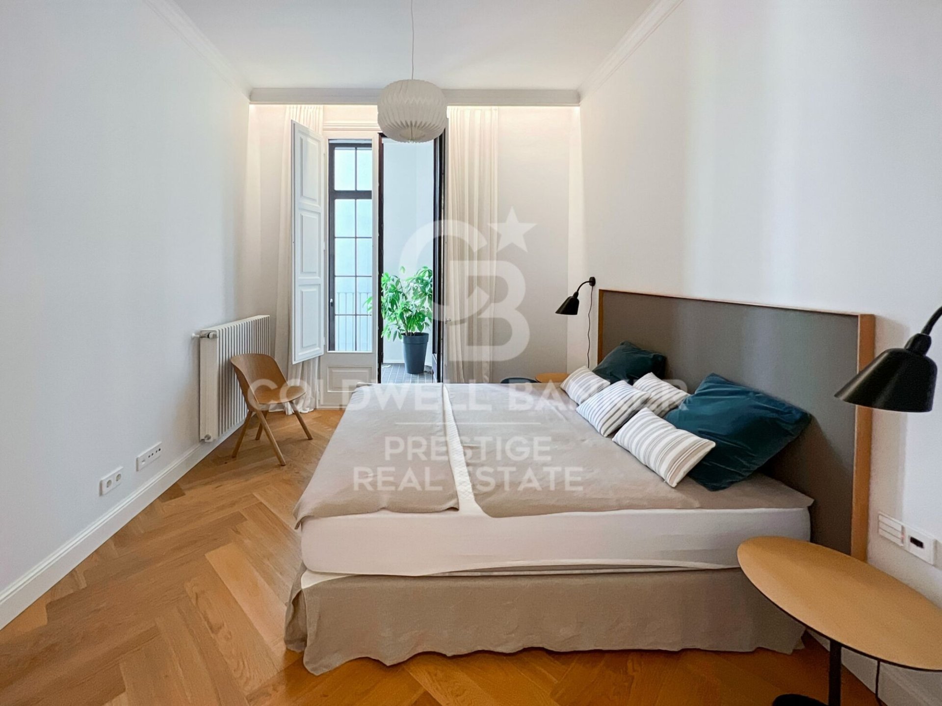 Huoneisto Barcelona, Espanja 3 makuuhuonetta, 196 m2 No. 160529