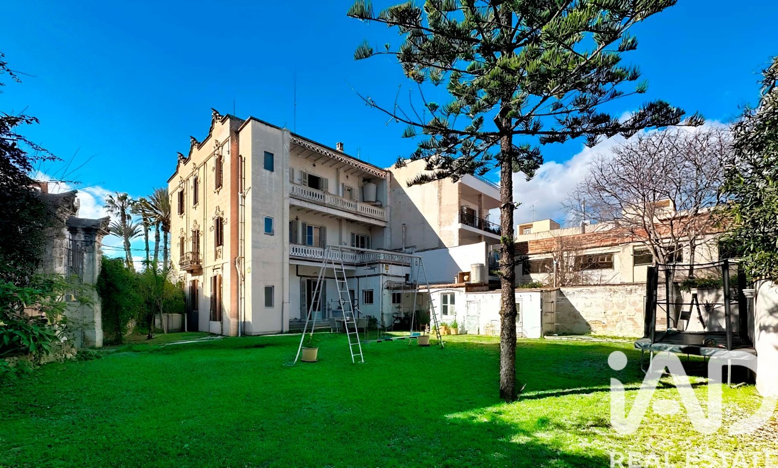 Hus i Sant Pere de Ribes, Barcelona, Spanien 12 sovrum, 746 kvm. Nr. 173189