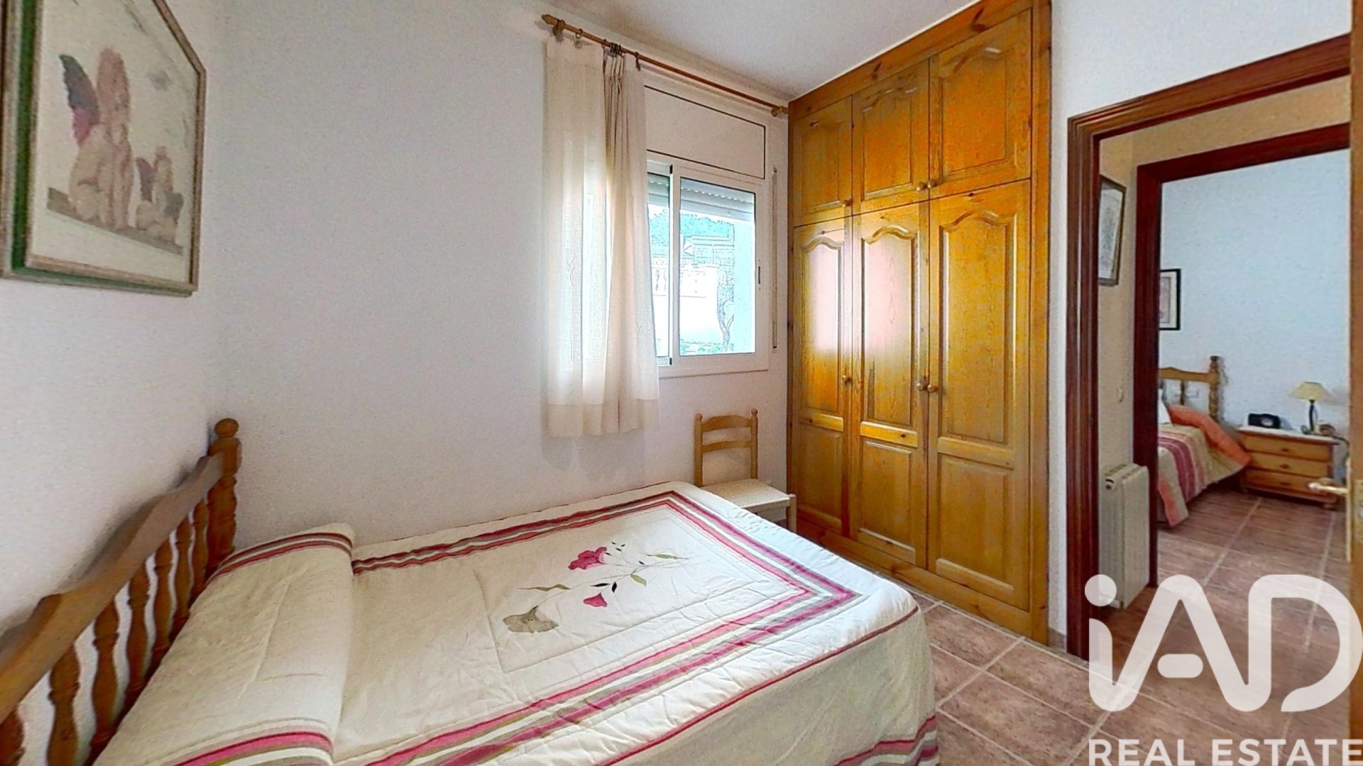 Hus i El Vendrell, Tarragona, Spanien 4 sovrum, 218 kvm. Nr. 173190