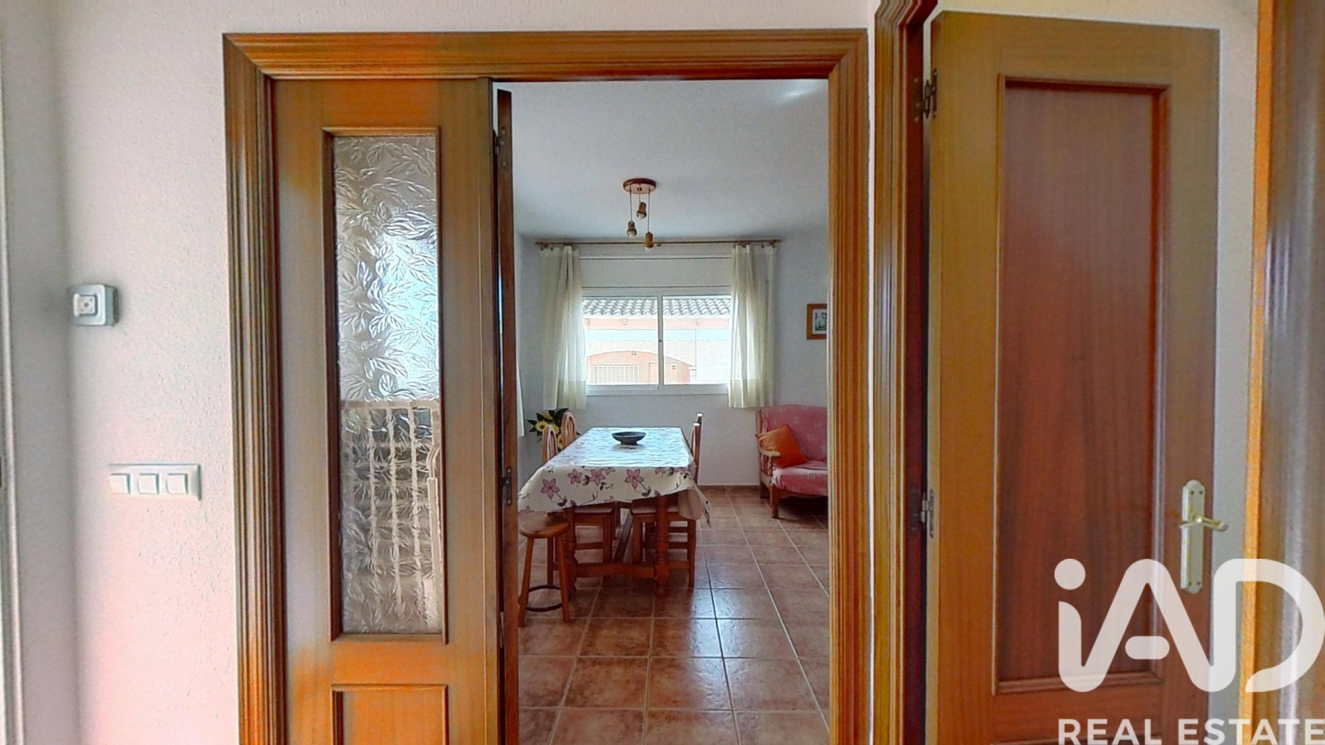 Hus i El Vendrell, Tarragona, Spanien 4 sovrum, 218 kvm. Nr. 173190
