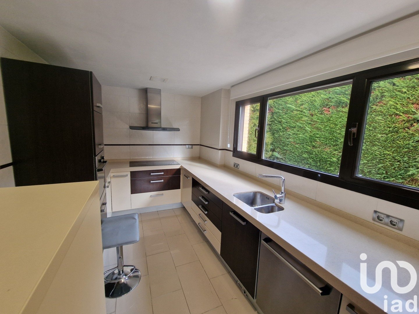 House in Carbajal de la Legua, Leon, Spain 4 bedrooms, 382 sq.m. No. 153620