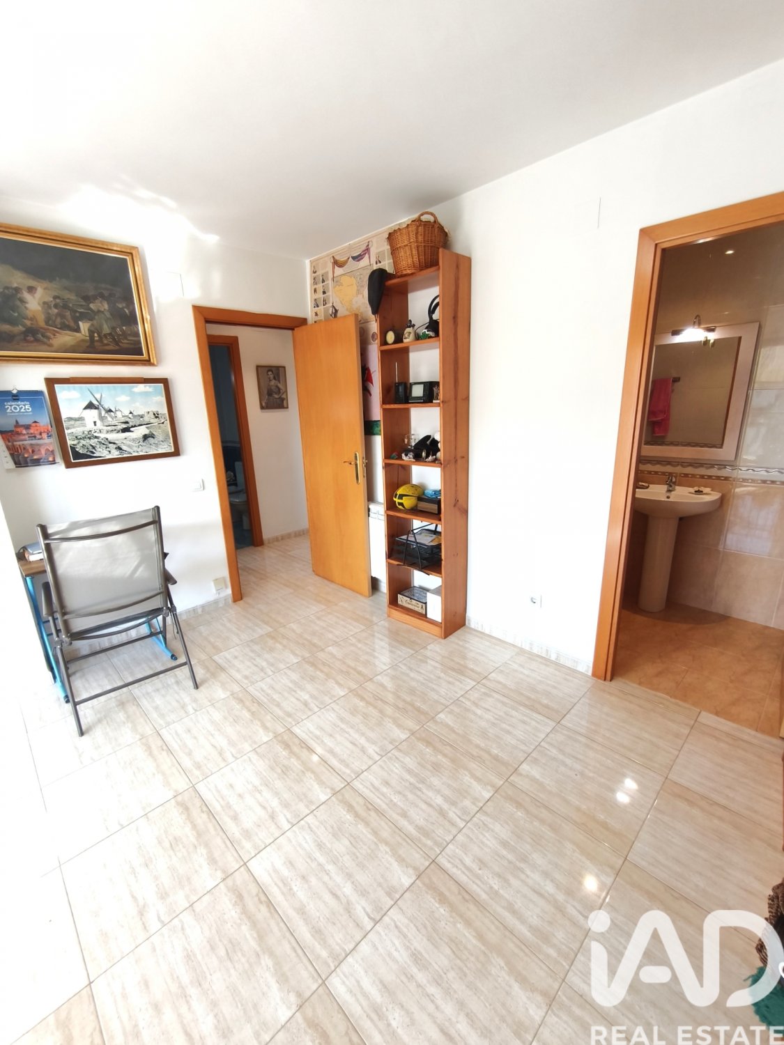 Apartment in Alcover, Tarragona, Spain 3 bedrooms, 119 sq.m. No. 172139